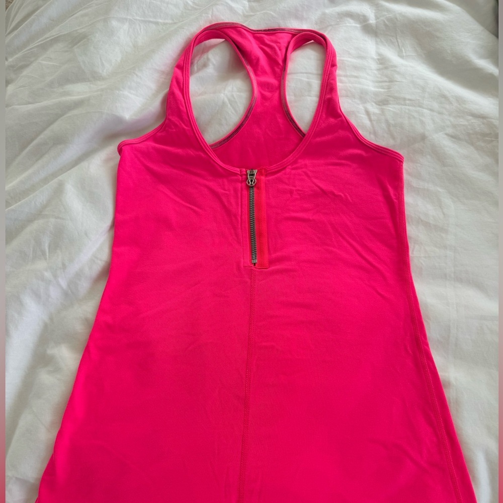 Lululemon Cool Racerback Tank with Zipper size 4 HOT PINK